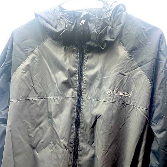 Columbia Other - Columbia light weight rain jacket size XL